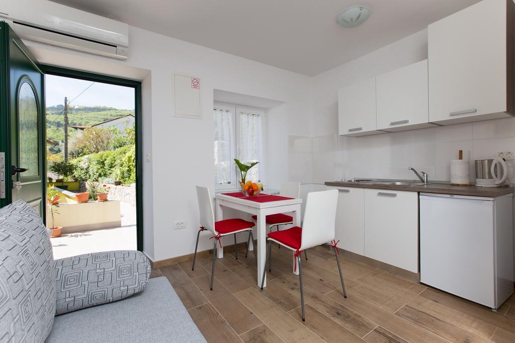 Apartmani Ve-Ro Опатия Экстерьер фото
