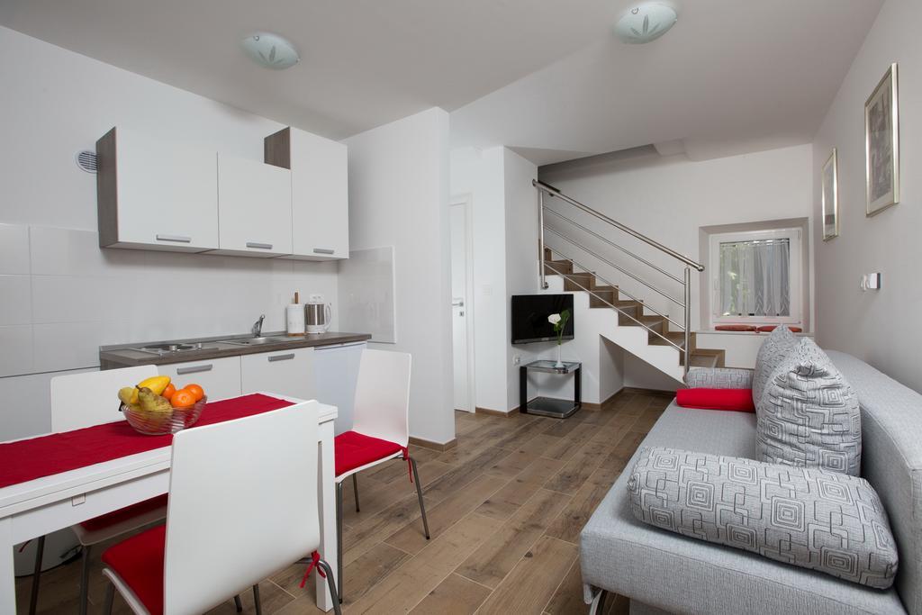 Apartmani Ve-Ro Опатия Экстерьер фото