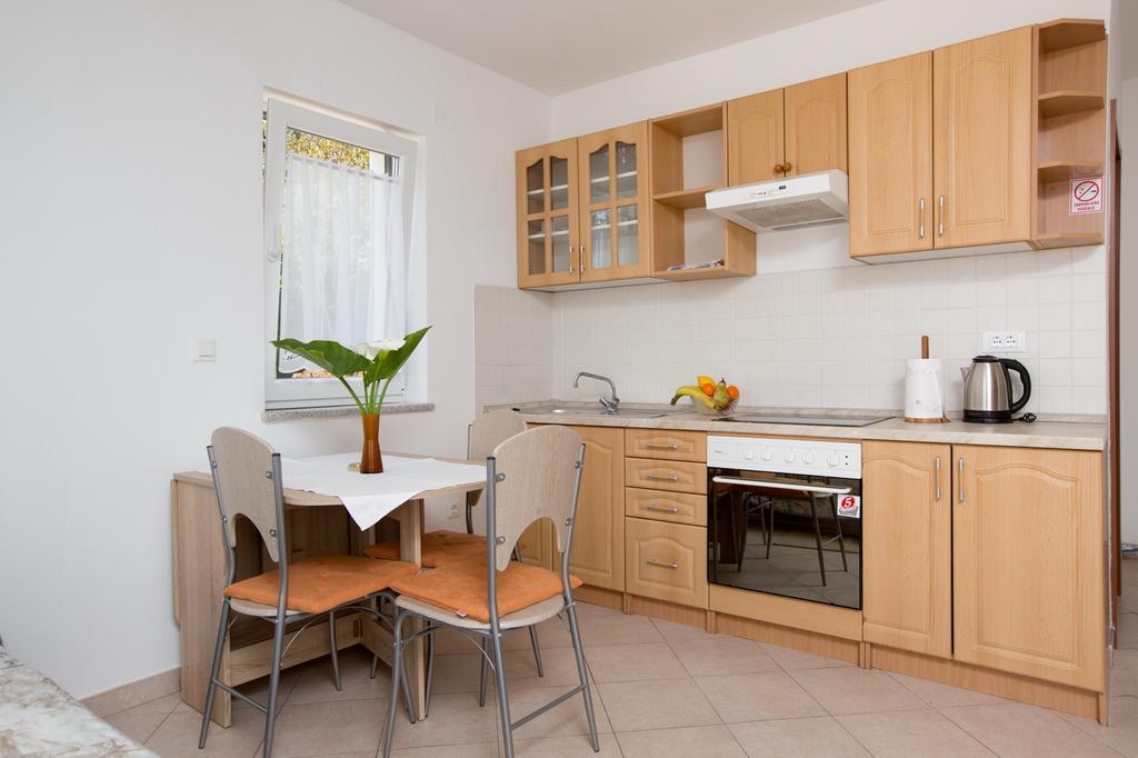 Apartmani Ve-Ro Опатия Экстерьер фото